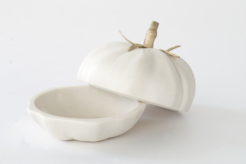 Restaurant-Merch_01_La-Colombe-Cape-Town_Porcelain-Tomato-Dish